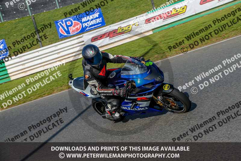PJM Wedding Photography;enduro digital images;event digital images;eventdigitalimages;mallory park;mallory park photographs;mallory park trackday;mallory park trackday photographs;no limits trackdays;peter wileman photography;racing digital images;trackday digital images;trackday photos